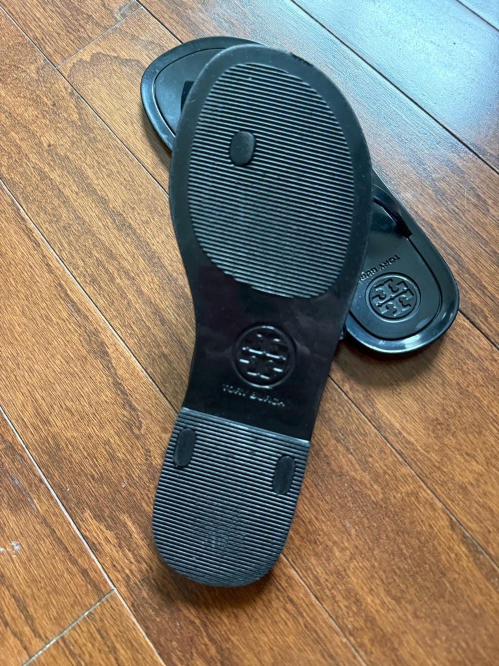 Tory Burch Black Jelly Bow Flip Flops with Gold Logo Accent - Picture 8 of 10